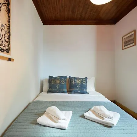 Casalinho Macieira Сasa de vacaciones *